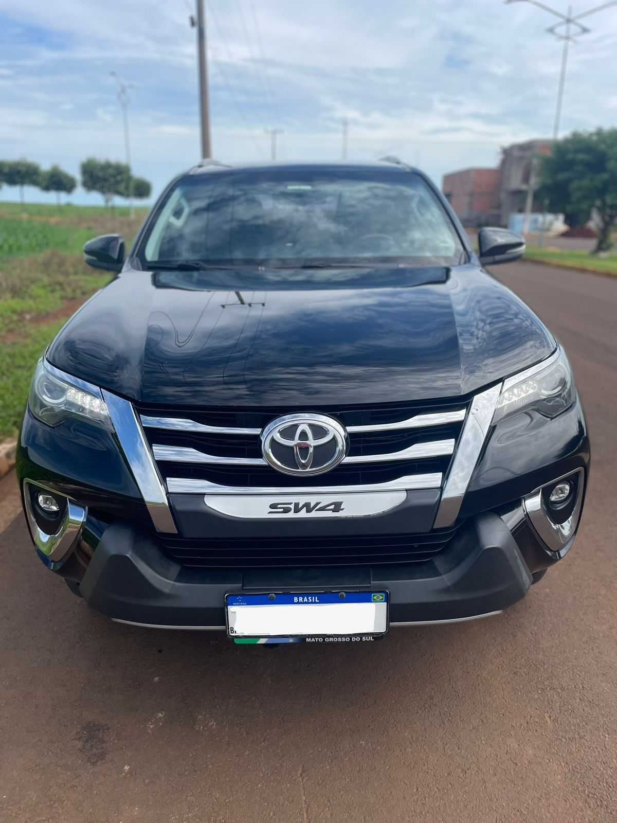 TOYOTA Hilux SW4 SRX D4-D 2.8TDi 16v 4x4 2019 - miniatura 2