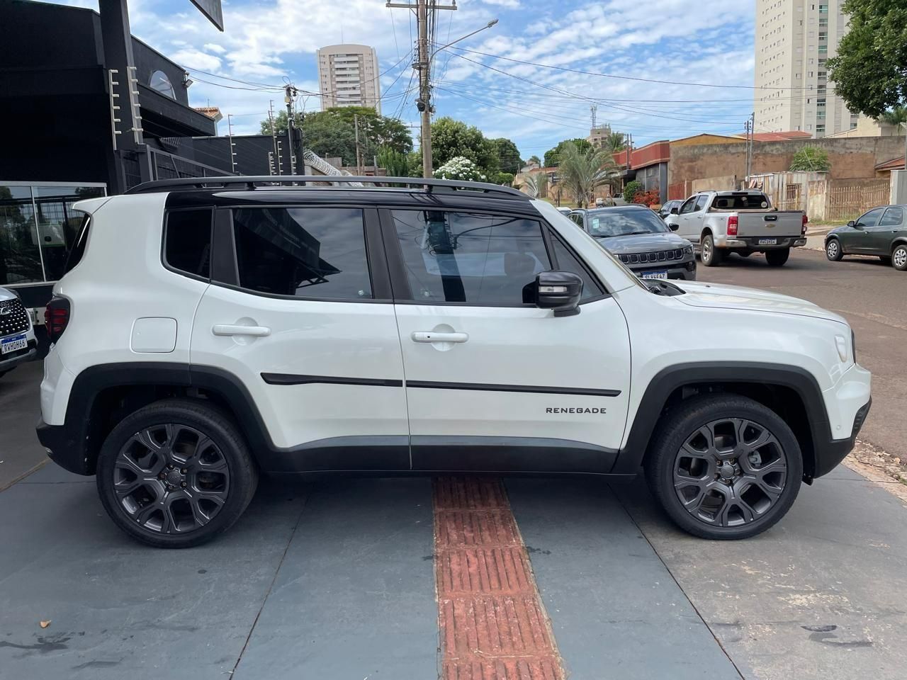 JEEP Renegade S 1.3 16v T270 4x4 2022 - miniatura 5
