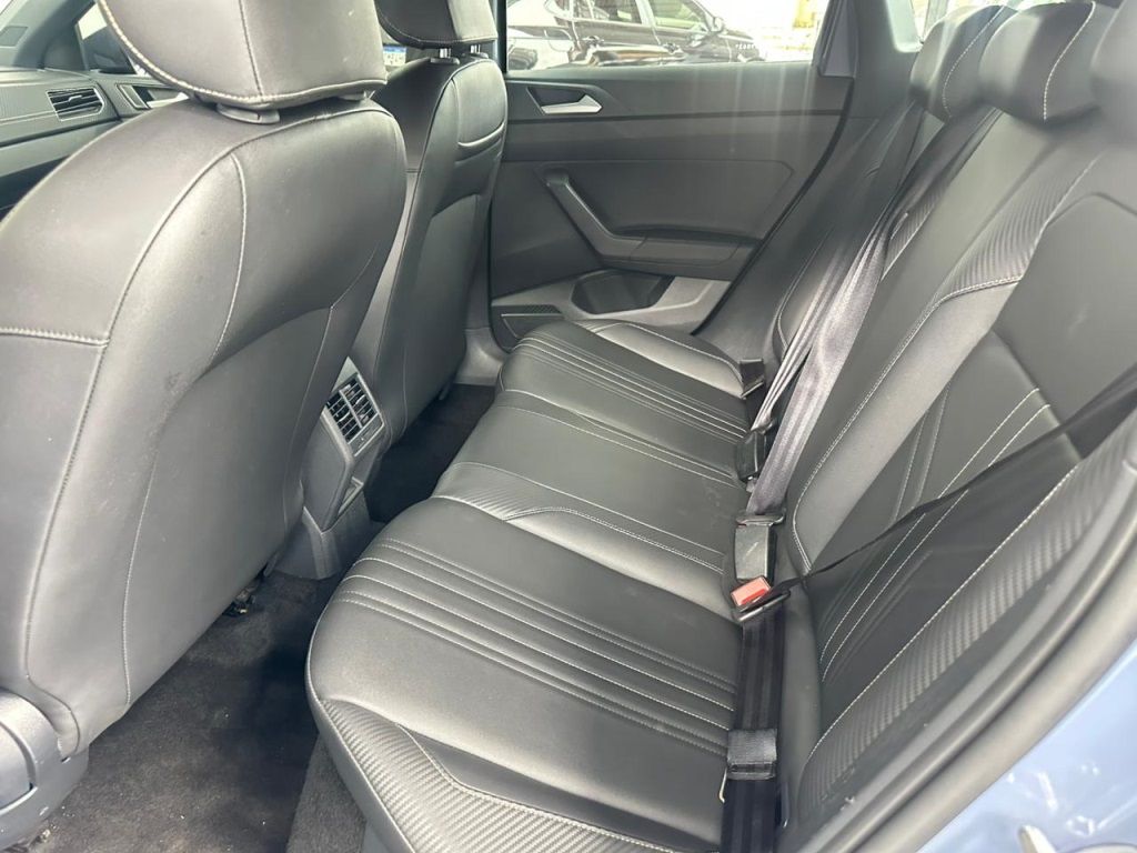 VOLKSWAGEN Nivus Highline 1.0 12v TSi 2025 - miniatura 6