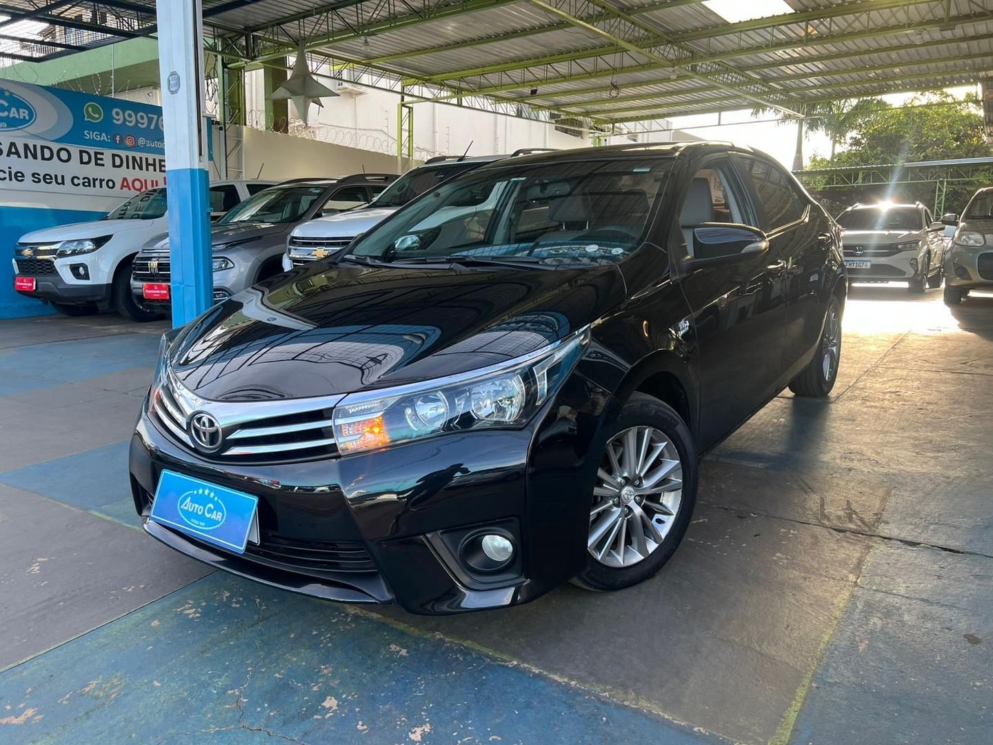 Vista principal de TOYOTA Corolla XEi 2.0 16v 2016