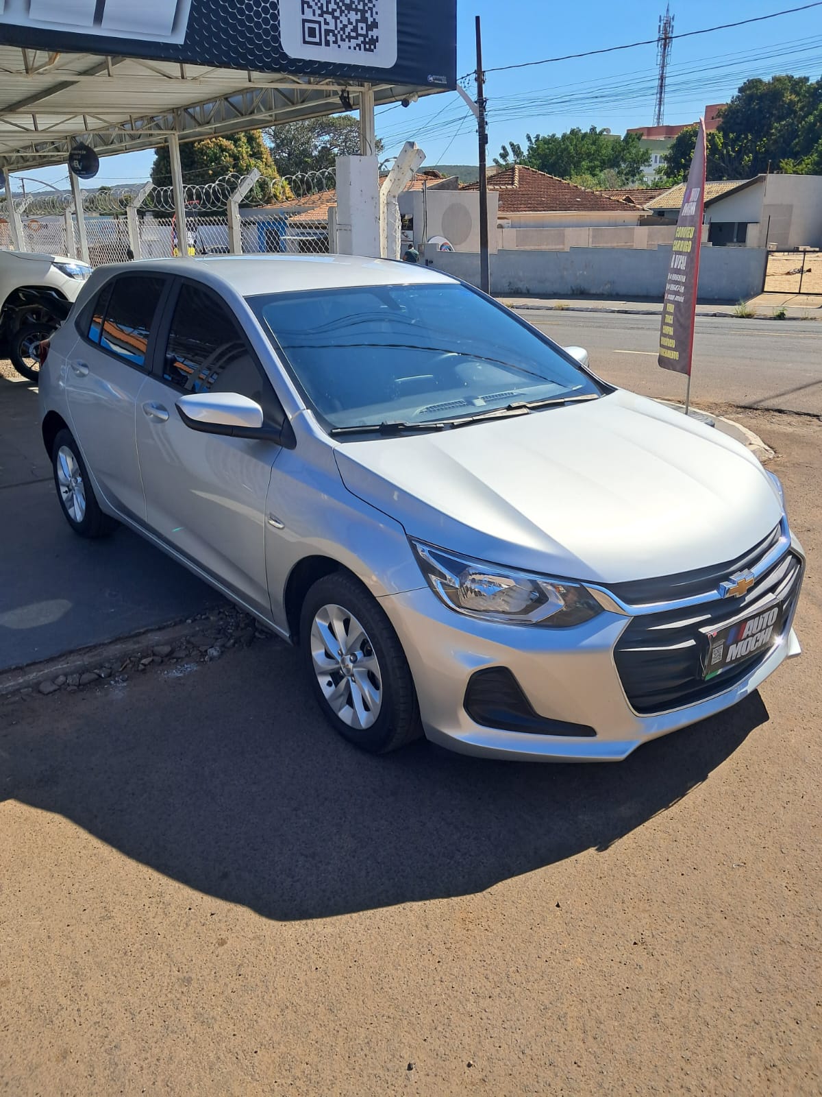 CHEVROLET Onix Hatch LT 1.0T 12v 2023 - miniatura 2