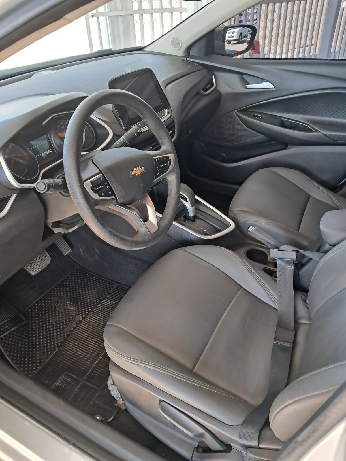 CHEVROLET Onix Hatch LT 1.0T 12v 2023 - miniatura 7