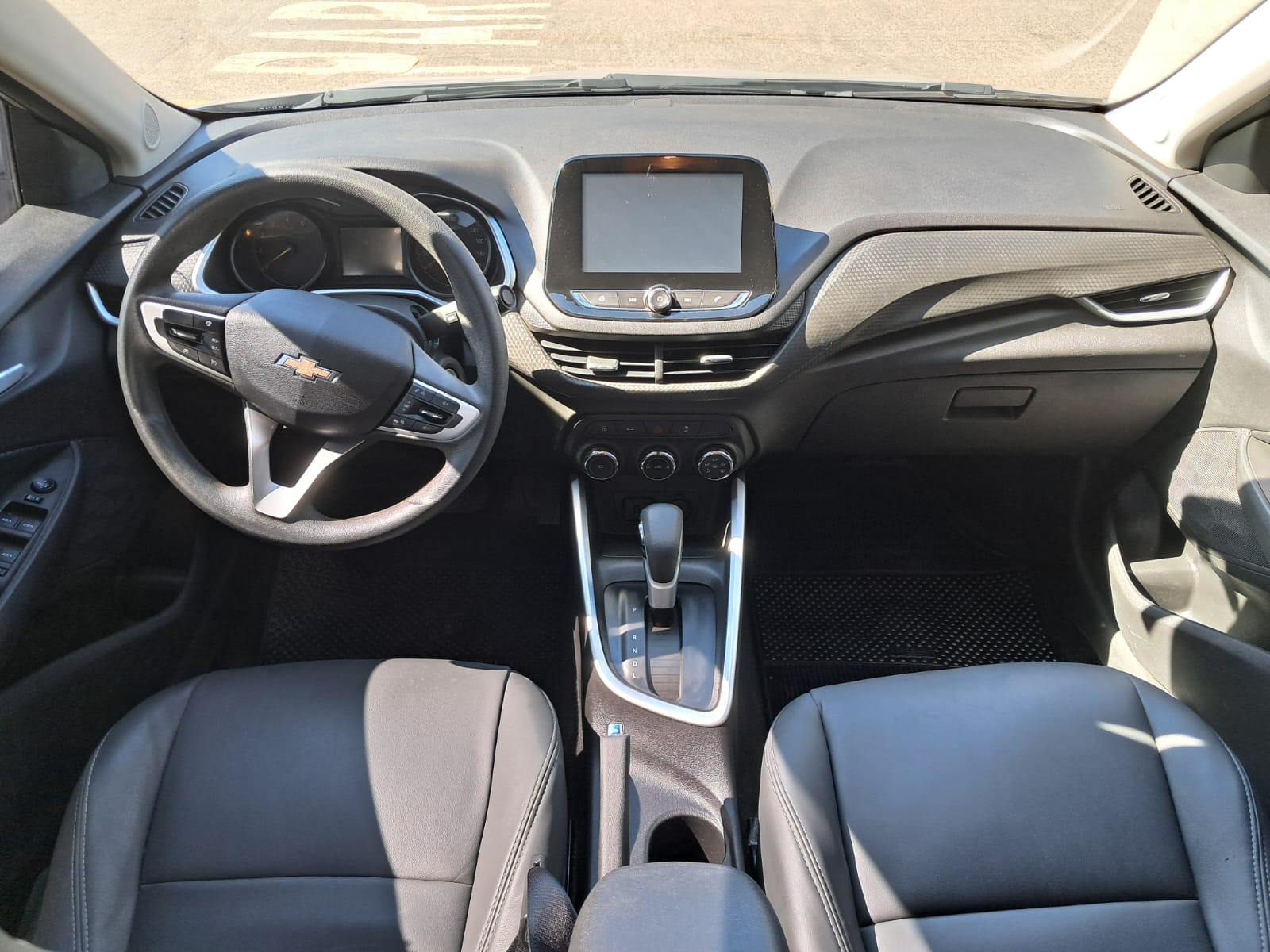 CHEVROLET Onix Hatch LT 1.0T 12v 2023 - miniatura 8