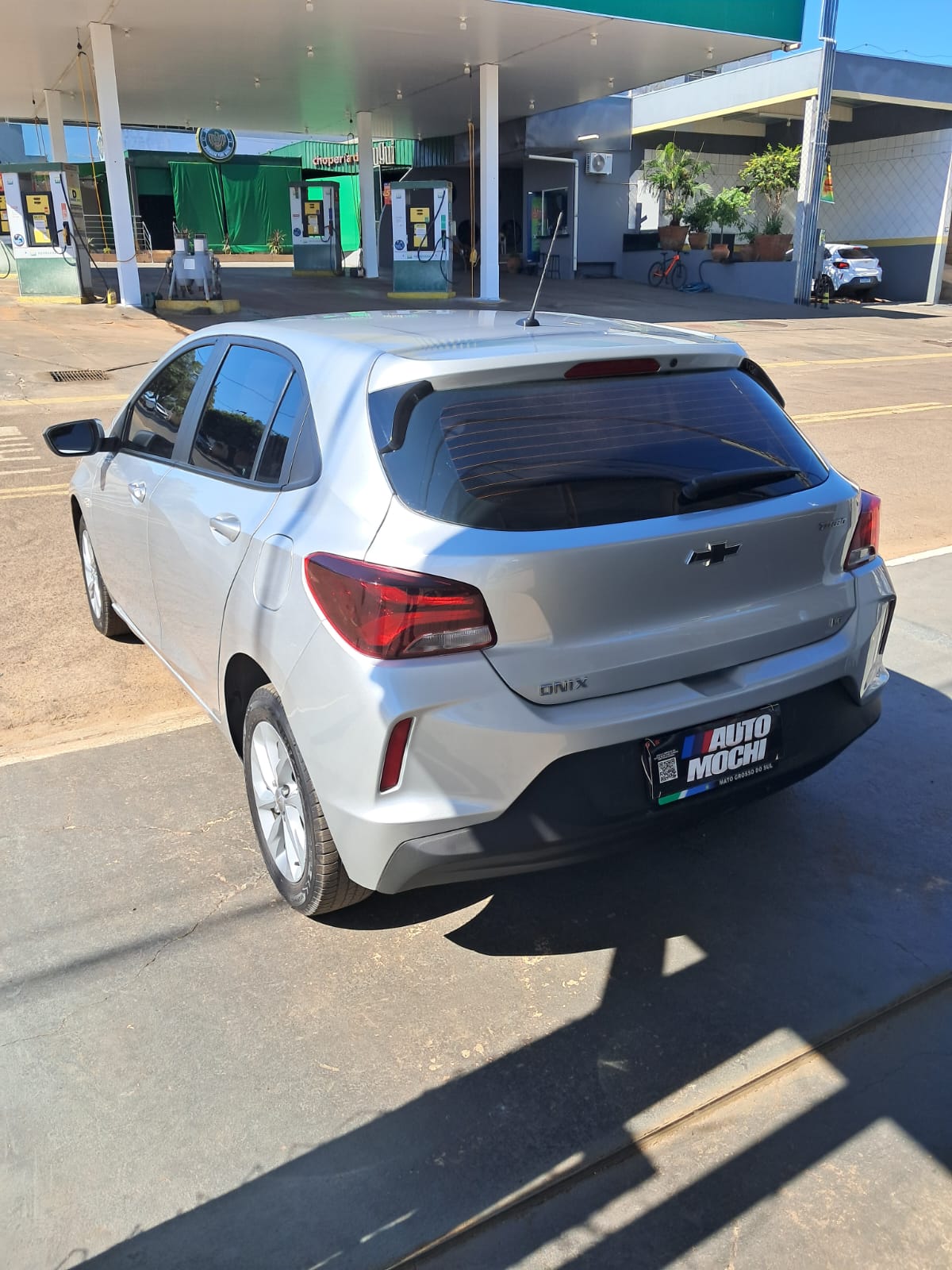 CHEVROLET Onix Hatch LT 1.0T 12v 2023 - miniatura 5