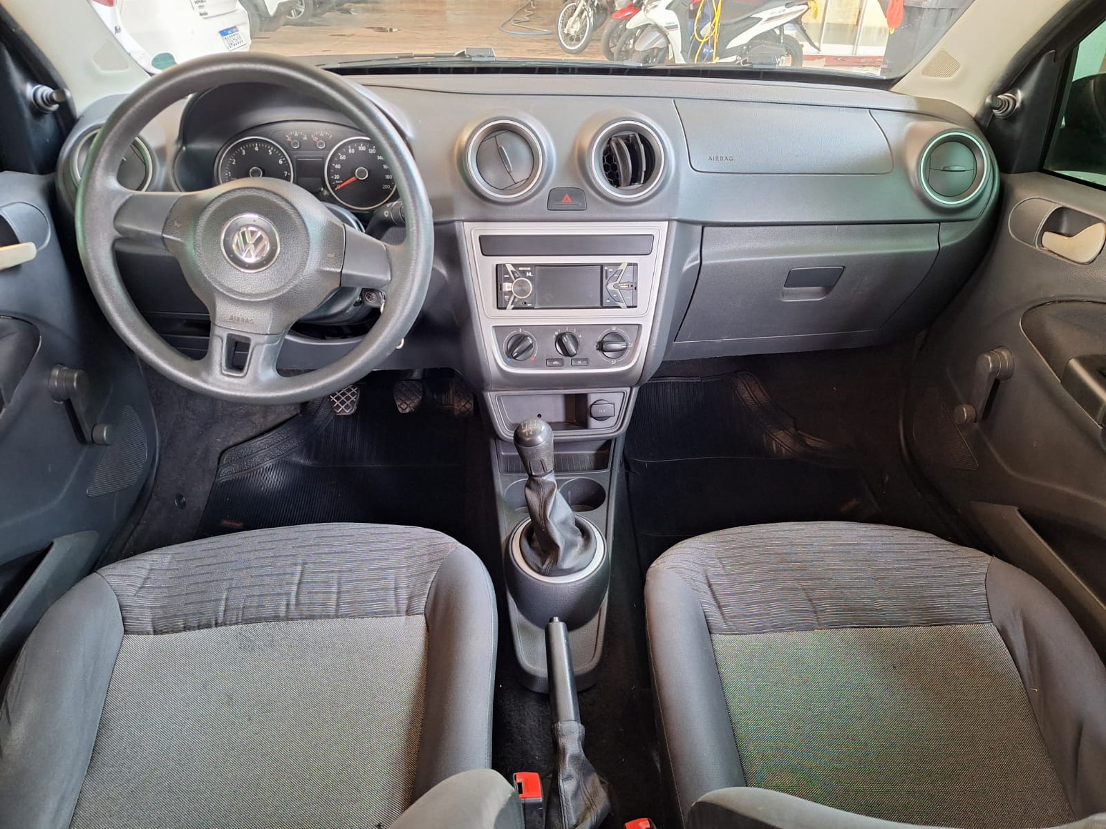 VOLKSWAGEN Gol 1.0 4p. 2014 - miniatura 6
