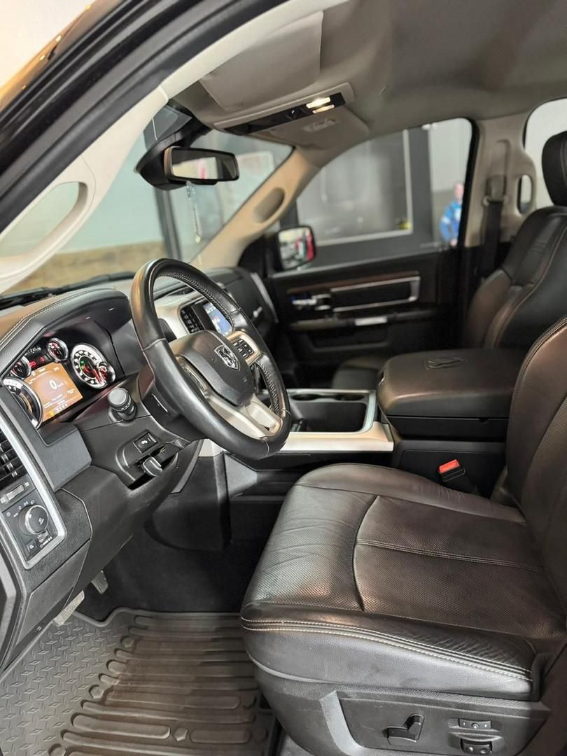 RAM 1500 Classic Laramie 5.7 V8 4X4 C.D. 2023 - miniatura 11