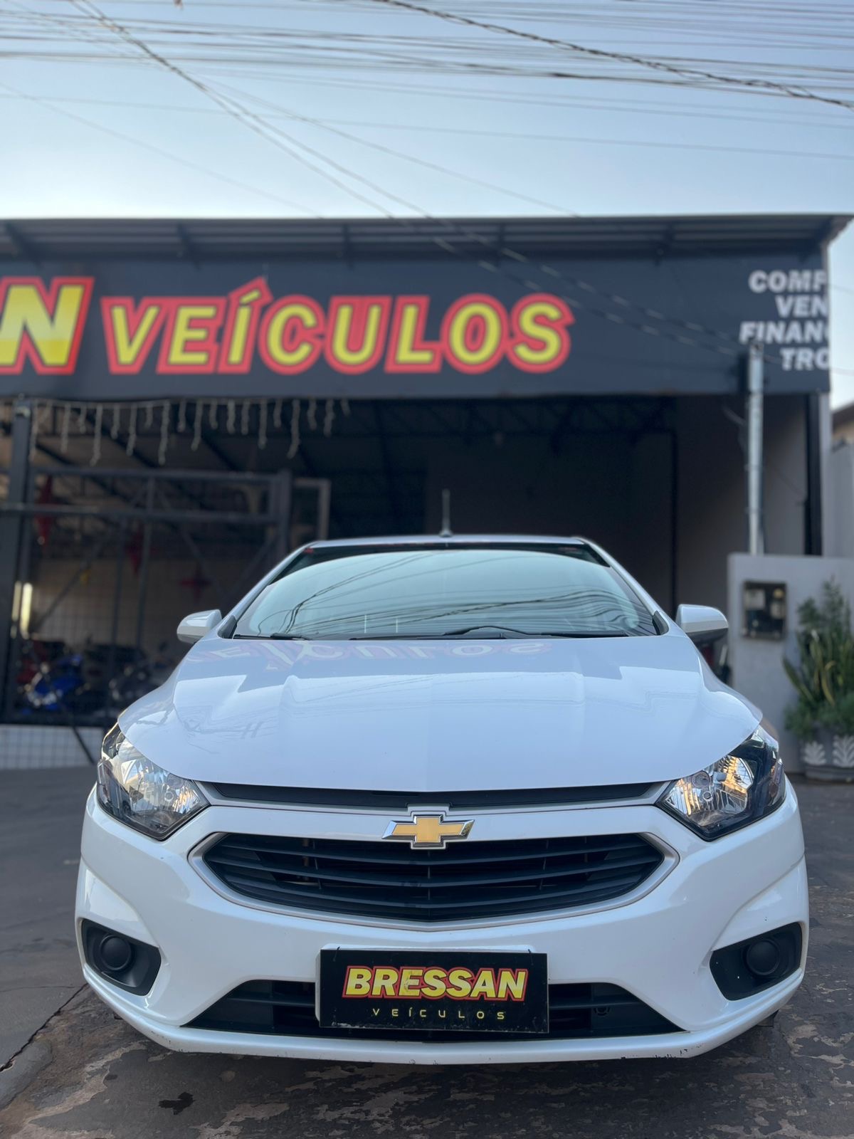 CHEVROLET Onix LT 1.0 2018 - miniatura 3