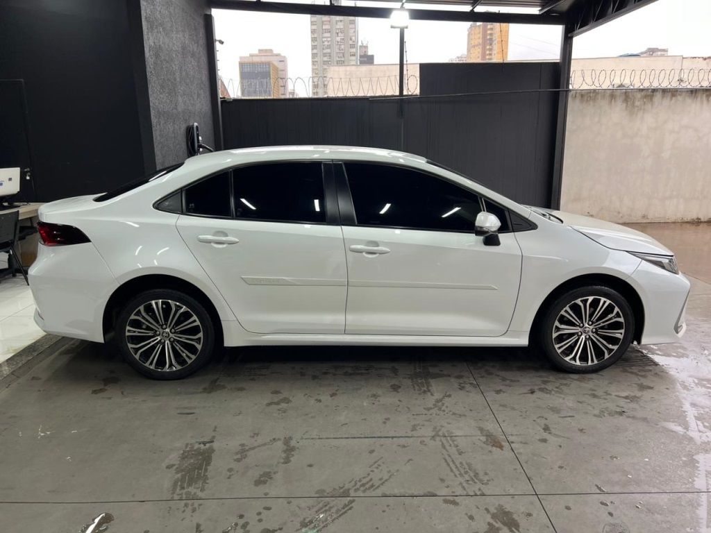 TOYOTA Corolla XEi 2.0 16v 2023 - miniatura 4