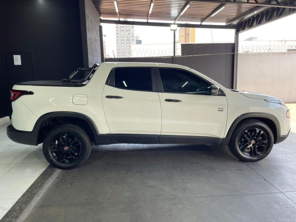 FIAT Toro Endurance 2.0TDi 16v 4x4 2020 - miniatura 4