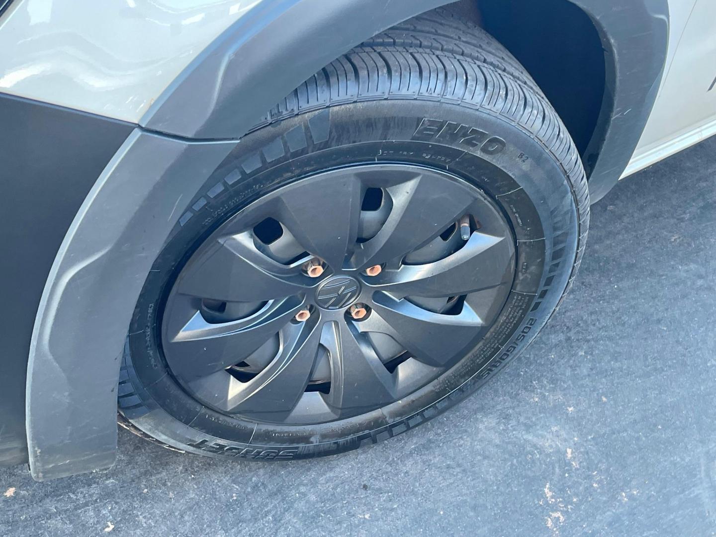 VOLKSWAGEN Saveiro Robust 1.6 16v C.D. 2024 - miniatura 10