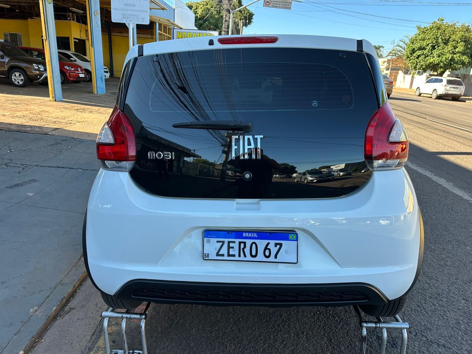 FIAT Mobi Like 1.0 2023 - miniatura 6