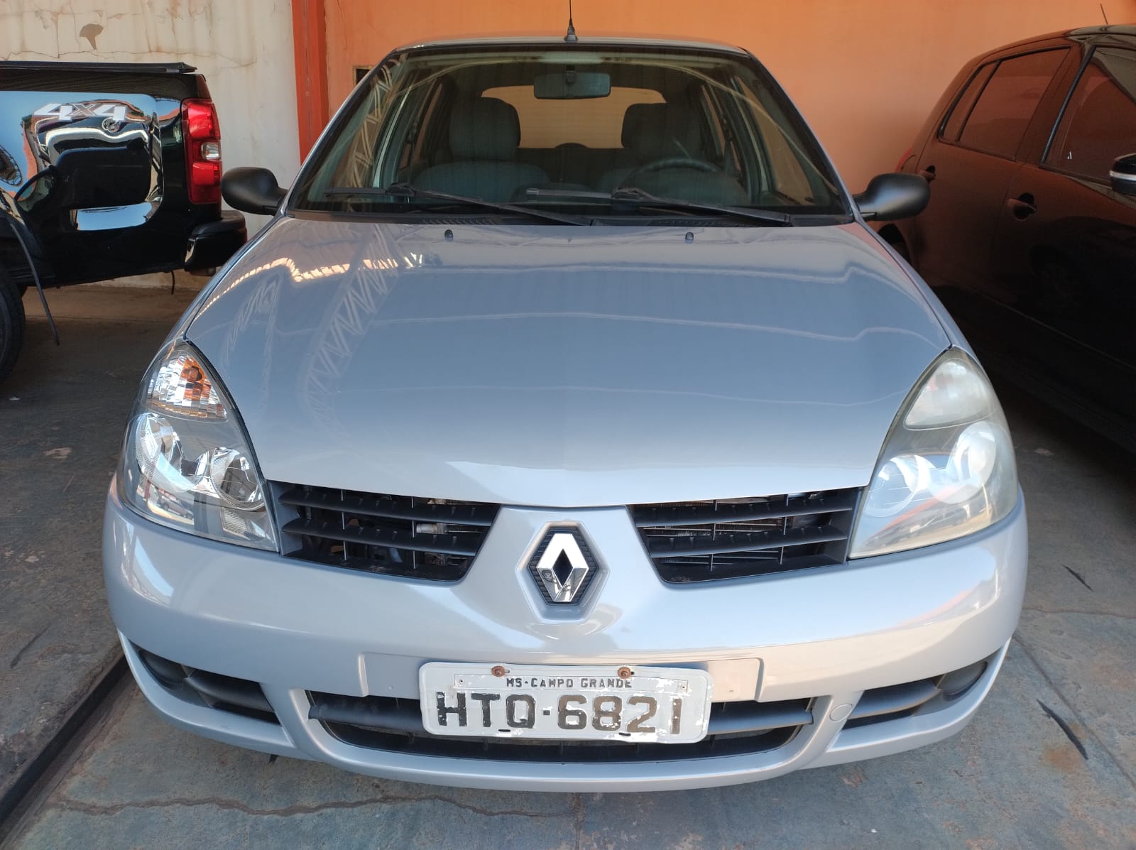 RENAULT Clio Hatch Campus 1.0 16v 4p. 2010 - miniatura 2