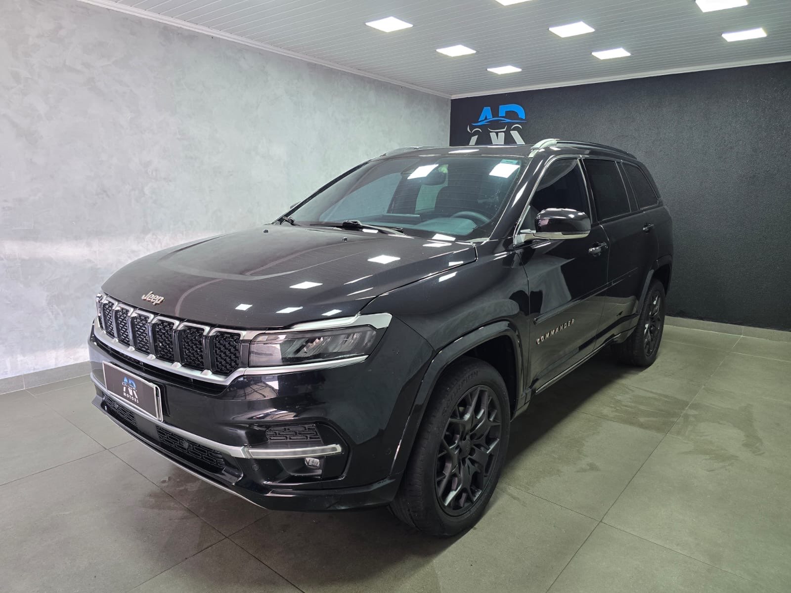 JEEP Commander Overland 2.0 16v TD380 4x4 2022 - miniatura 2
