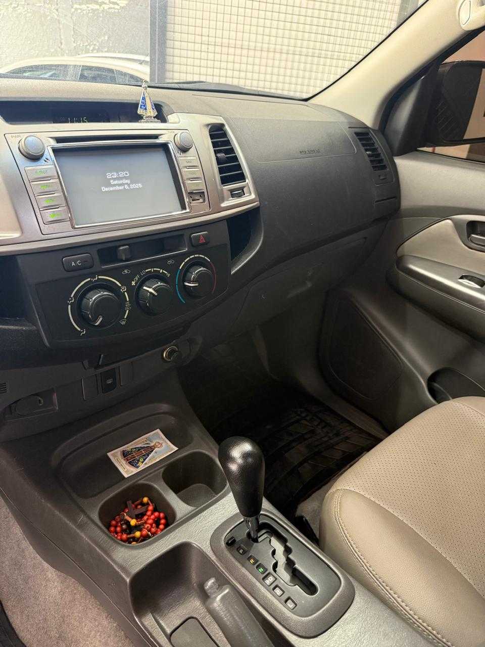 TOYOTA Hilux SR 2.7 16v C.D. 2015 - miniatura 9