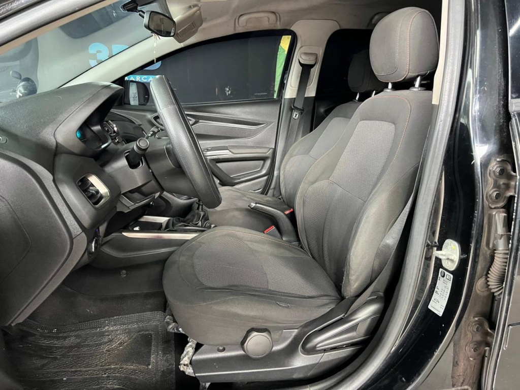CHEVROLET Onix LT 1.4 2016 - miniatura 4