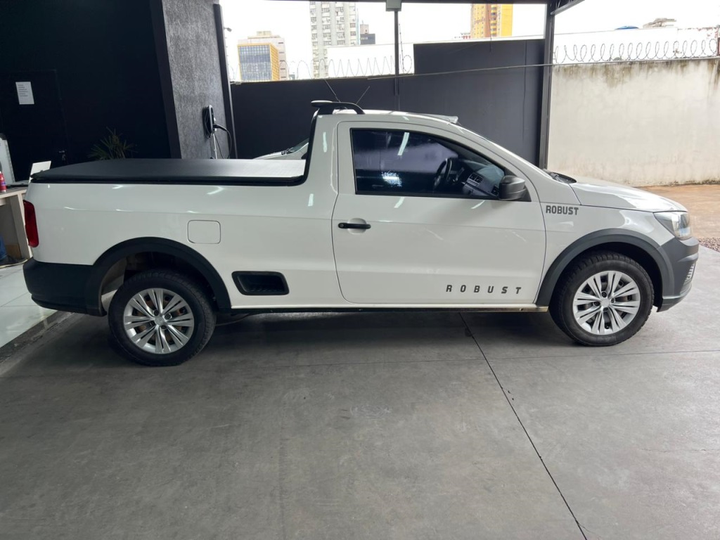 VOLKSWAGEN Saveiro Robust 1.6 16v C.S. 2023 - miniatura 4
