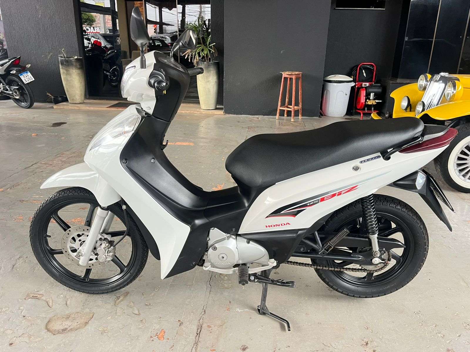 HONDA Biz 125i EX 2015 - miniatura 5