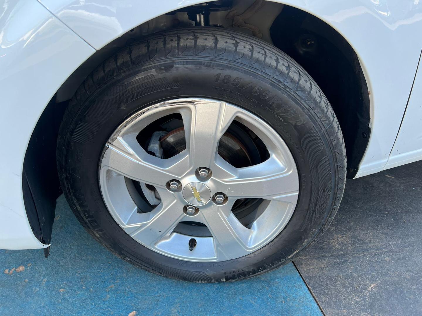CHEVROLET Onix LT 1.4 2019 - miniatura 10
