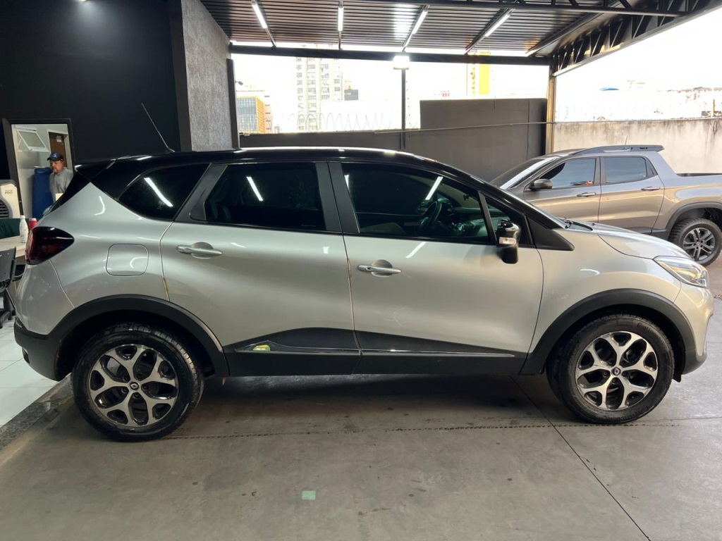 RENAULT Captur Intense 1.6 16v 2019 - miniatura 4