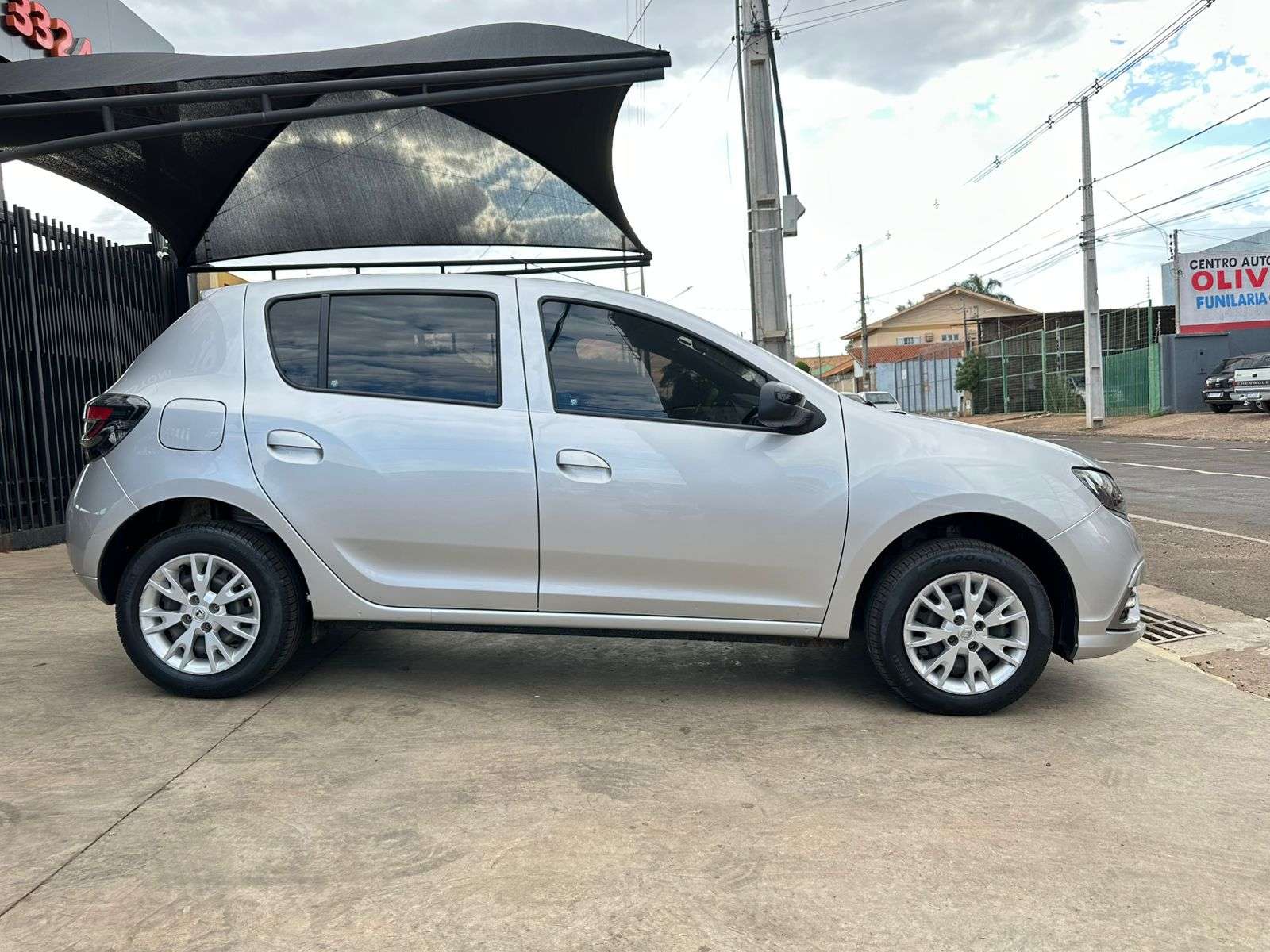 RENAULT Sandero S Edition 1.0 12v 2023 - miniatura 3