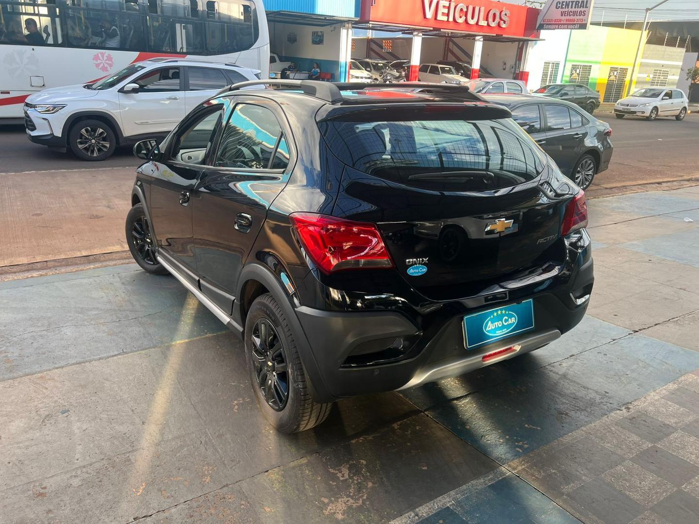 CHEVROLET Onix Activ 1.4 2019 - miniatura 3