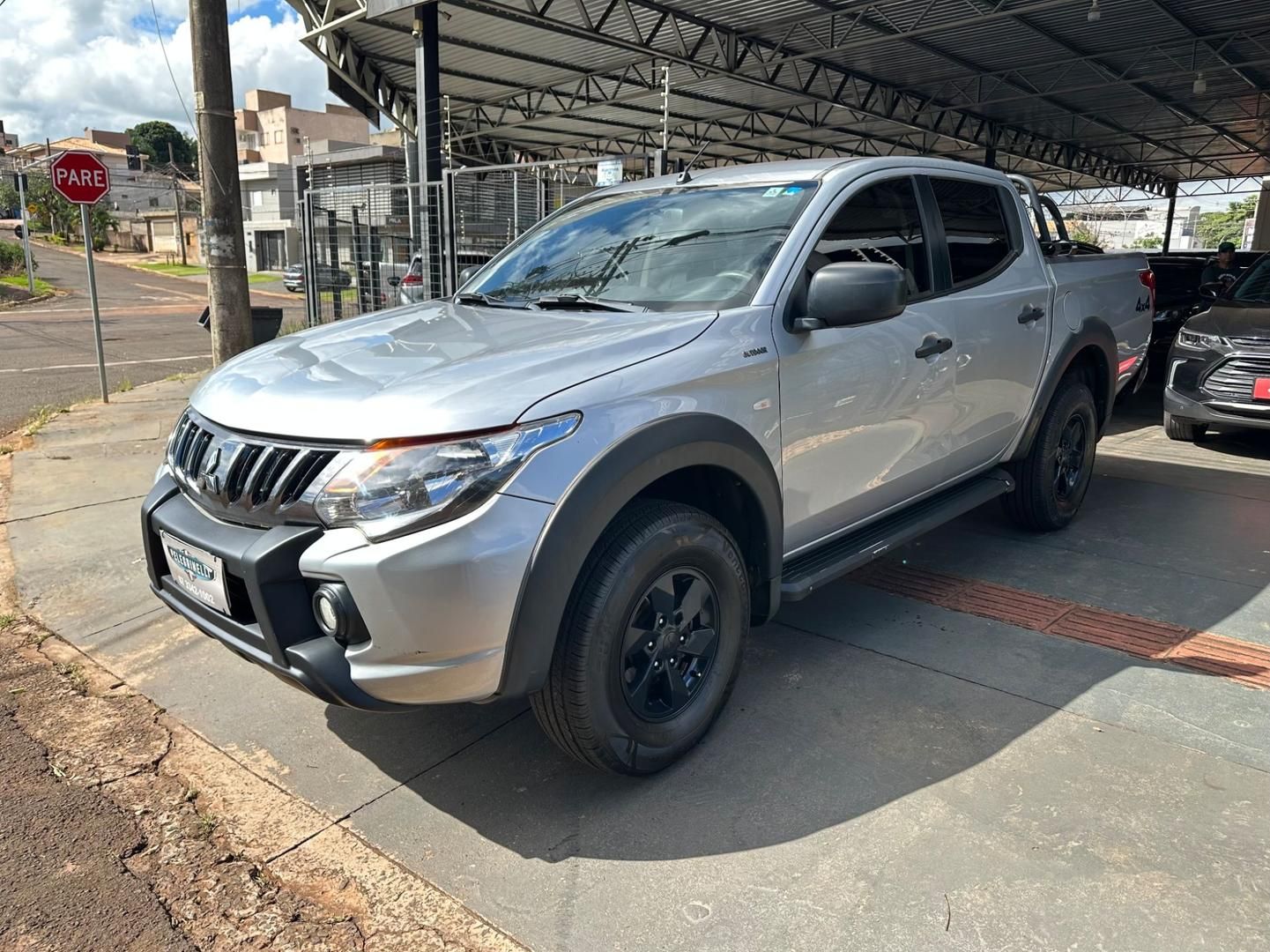 MITSUBISHI L200 Triton GLS Outdoor 2.4TDi 16v 4X4 C.D. 2023 - miniatura 2