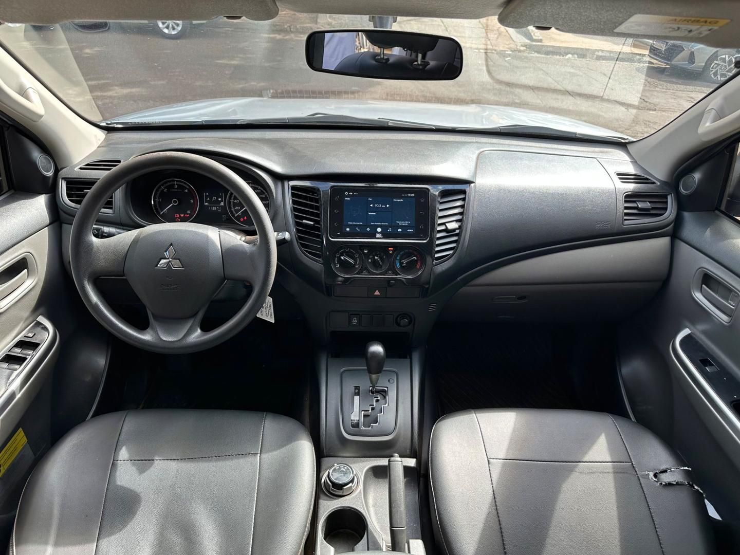 MITSUBISHI L200 Triton GLS Outdoor 2.4TDi 16v 4X4 C.D. 2023 - miniatura 7
