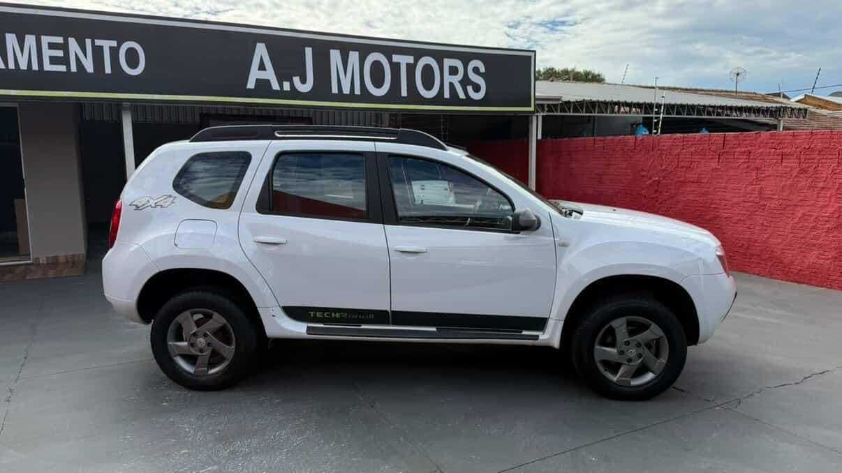 RENAULT Duster Dynamique 2.0 16v 4WD 2015 - miniatura 4