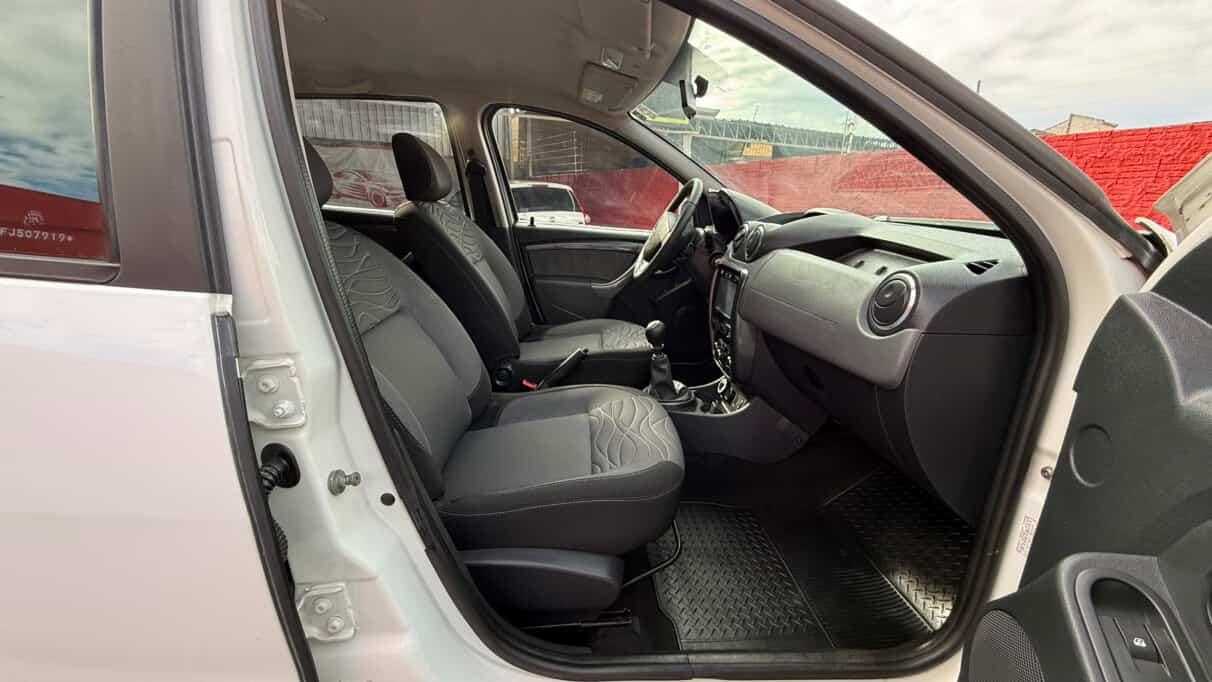 RENAULT Duster Dynamique 2.0 16v 4WD 2015 - miniatura 9