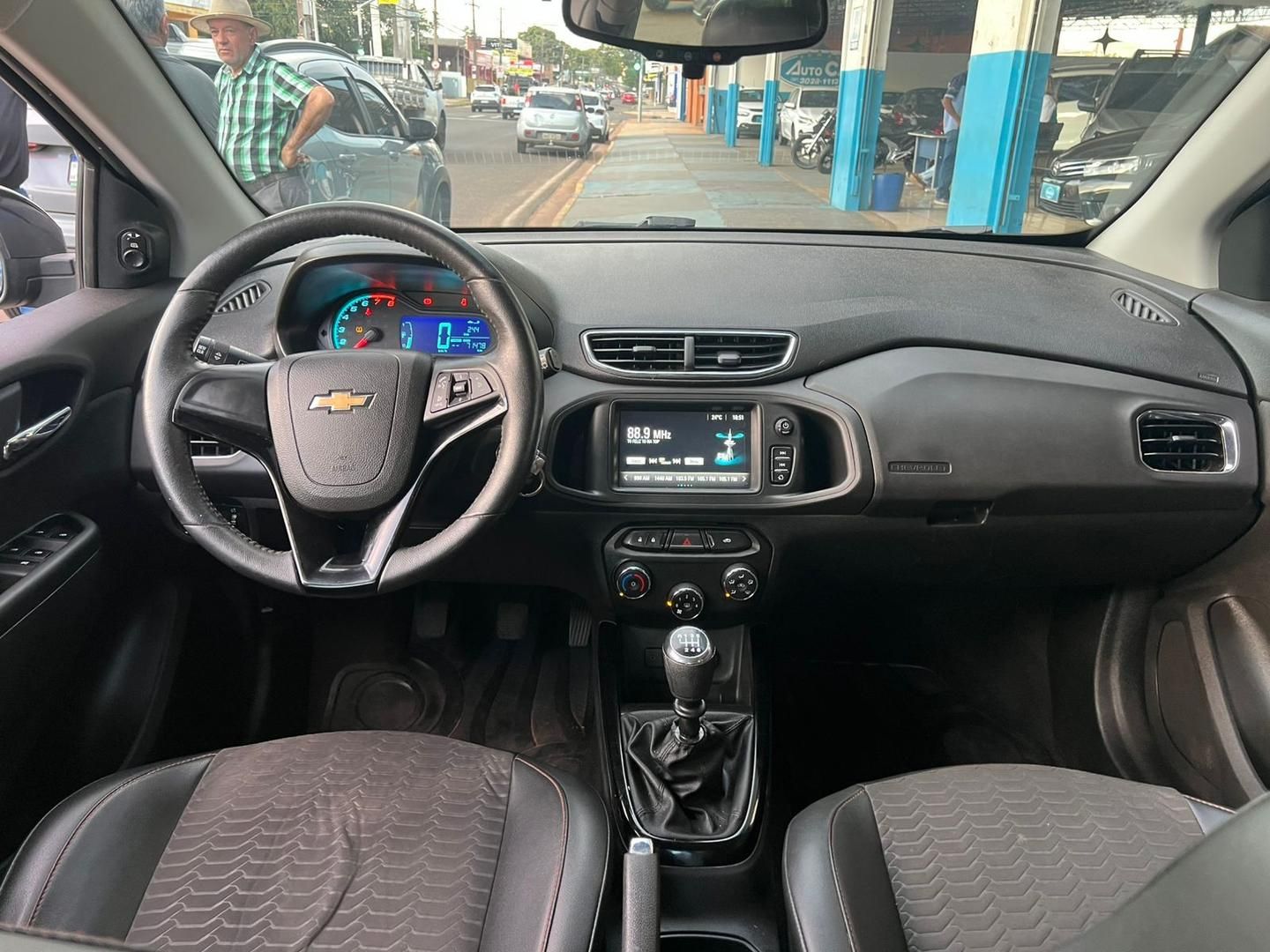 CHEVROLET Onix LTZ 1.4 2017 - miniatura 6
