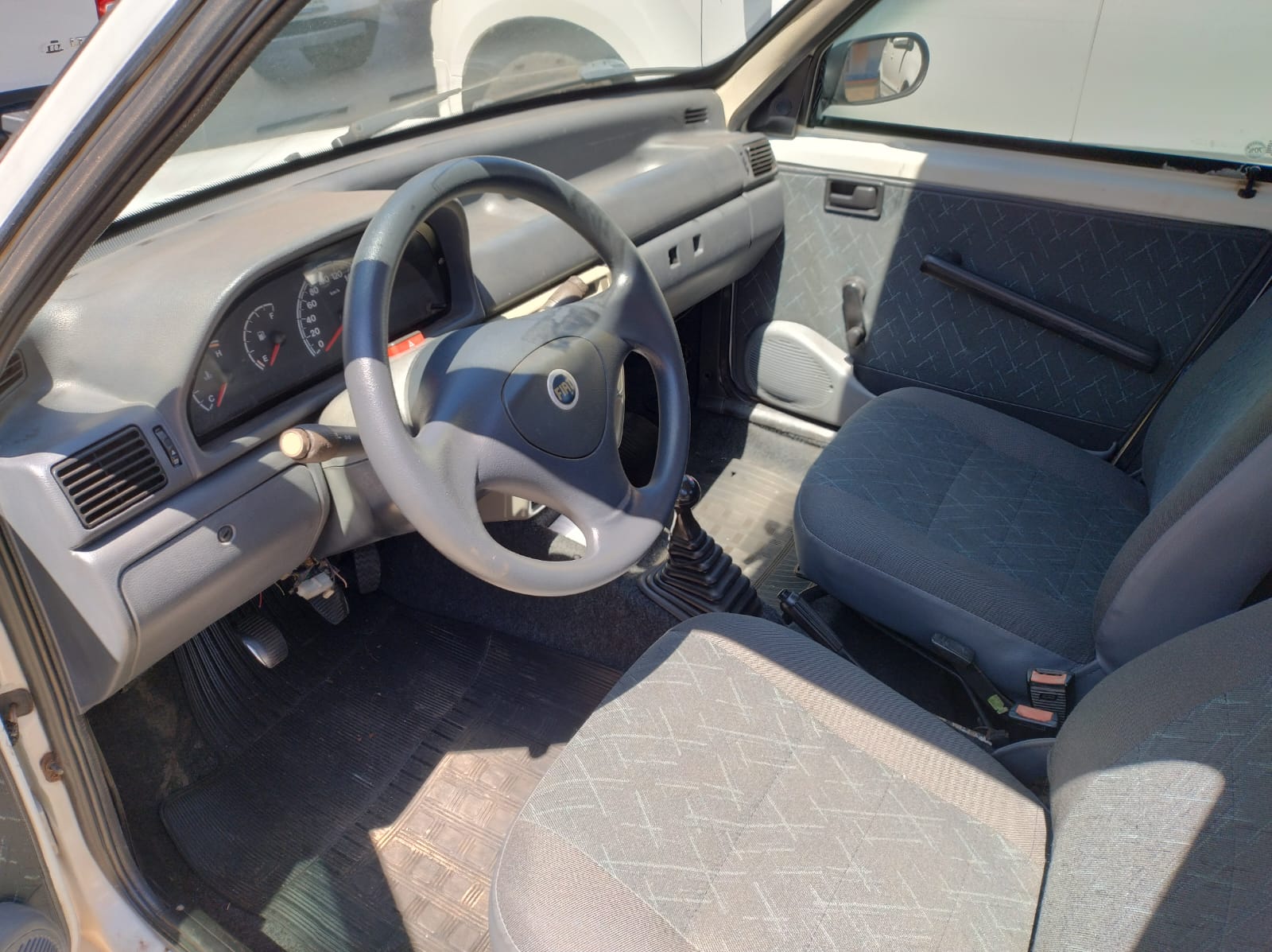 FIAT Uno Mille 1.0 Fire 4p. 2006 - miniatura 6
