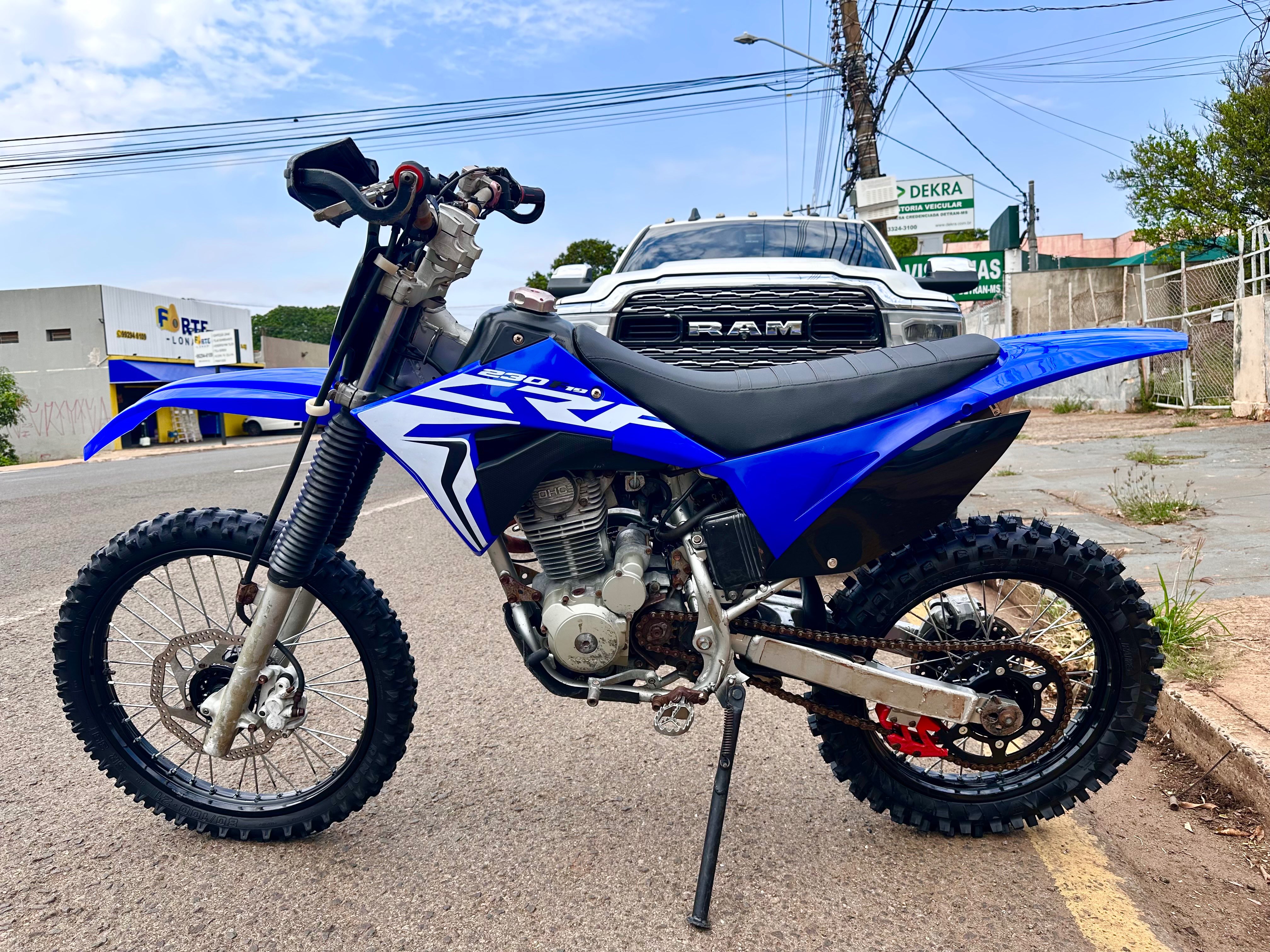 HONDA CRF 230F 2017 - miniatura 5