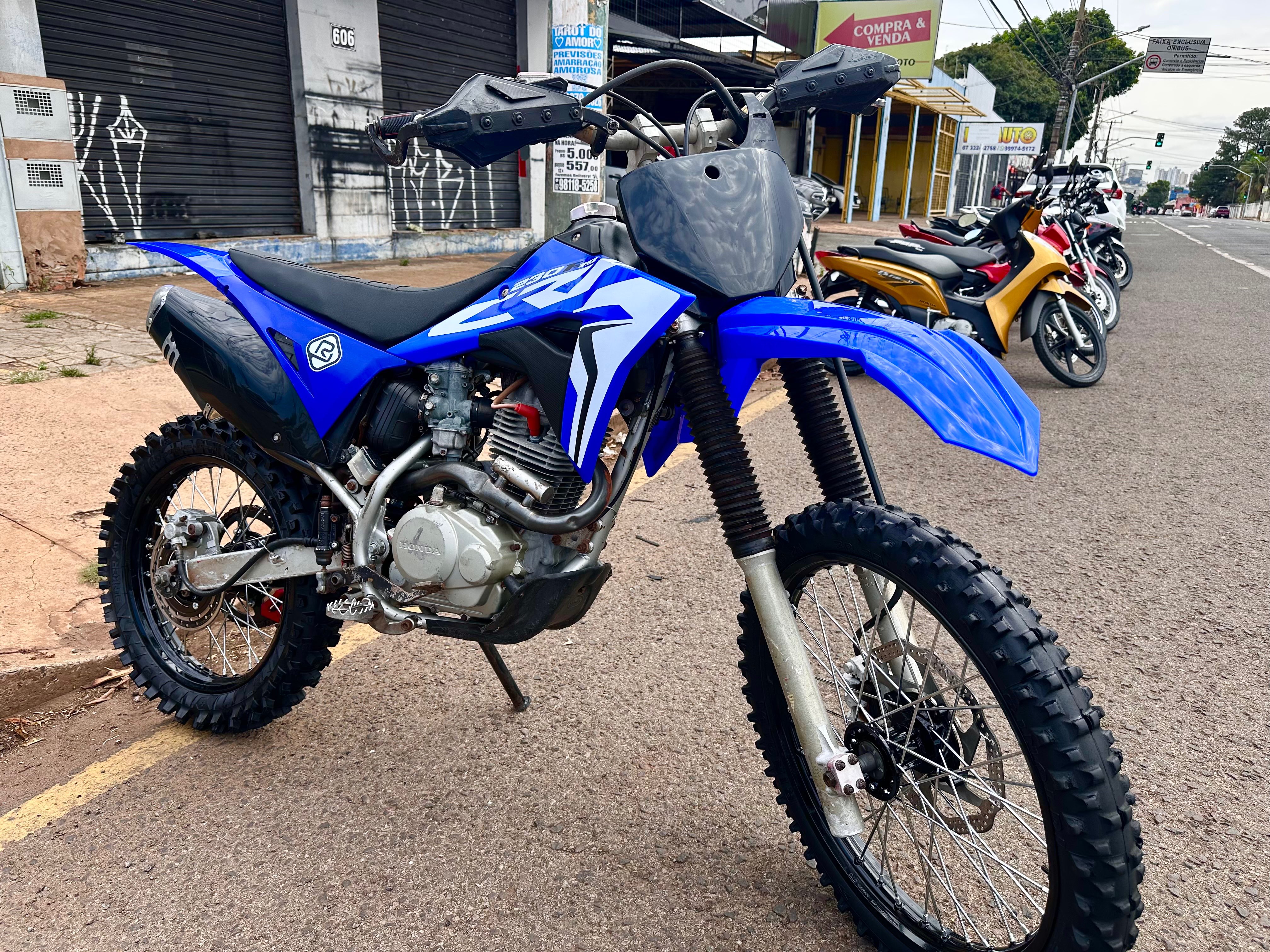 HONDA CRF 230F 2017