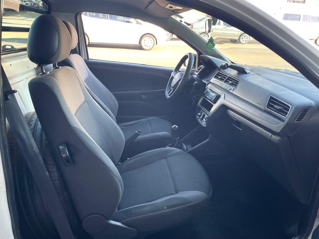 VOLKSWAGEN Saveiro Robust 1.6 16v C.S. 2022 - miniatura 7