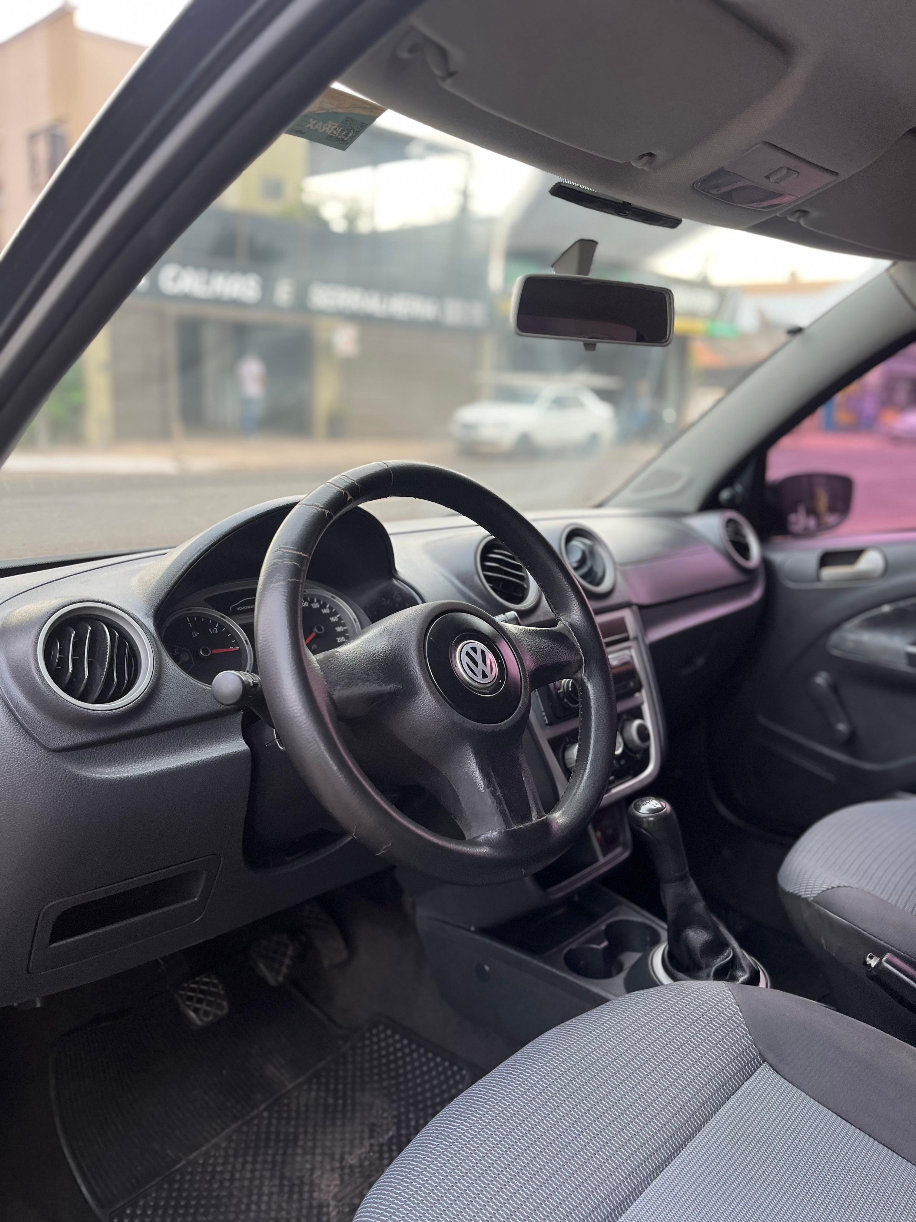 VOLKSWAGEN Gol 1.0 4p. 2011 - miniatura 7