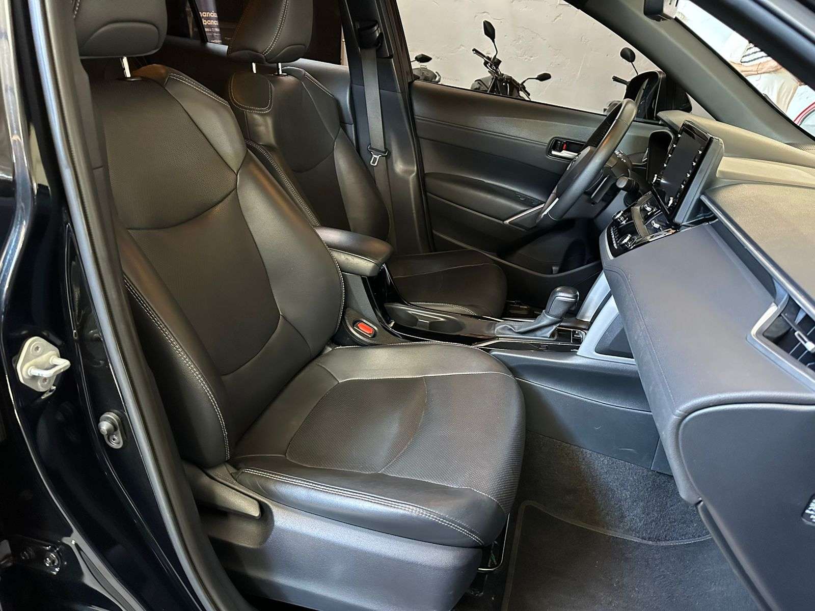 TOYOTA Corolla Cross XRE 2.0 16v 2023 - miniatura 6