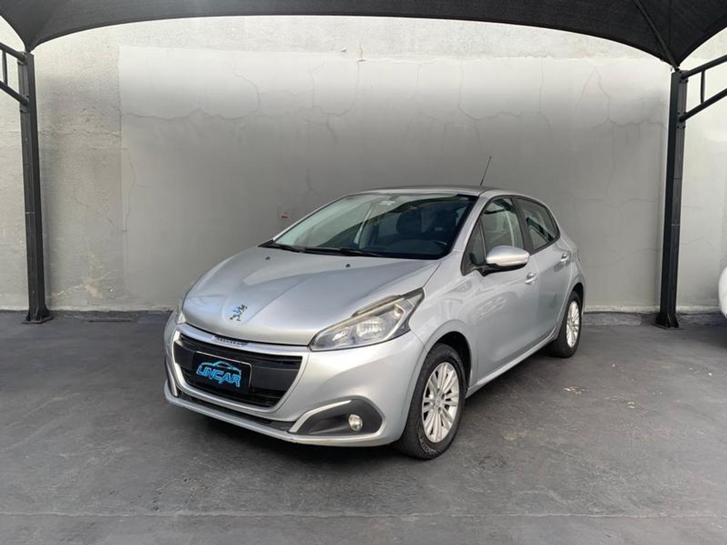 PEUGEOT 208 Allure 1.6 16v 2017