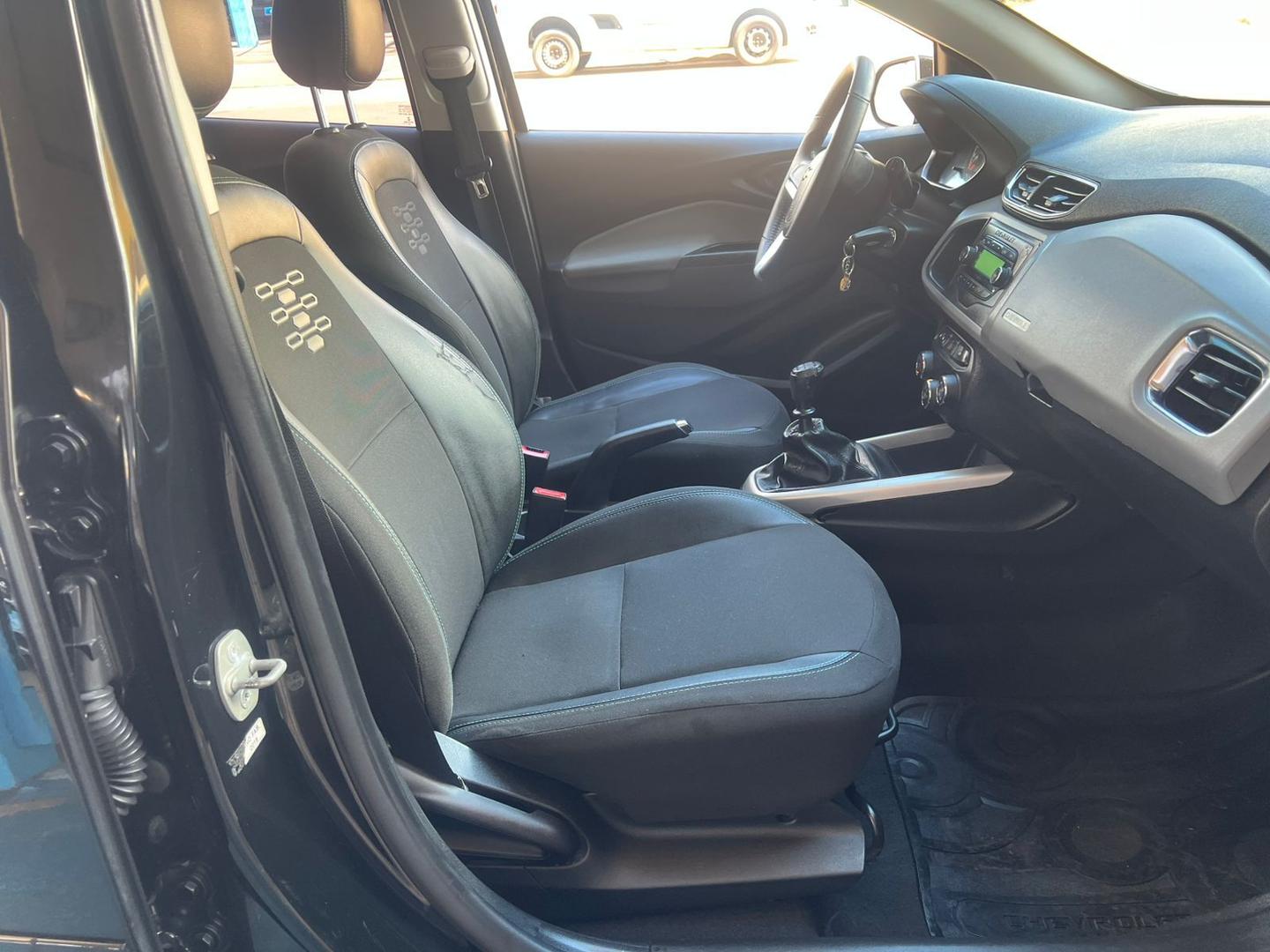 CHEVROLET Onix LT 1.0 2019 - miniatura 7
