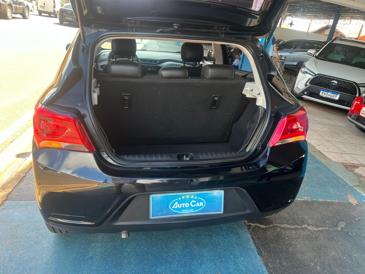 CHEVROLET Onix LT 1.0 2019 - miniatura 9