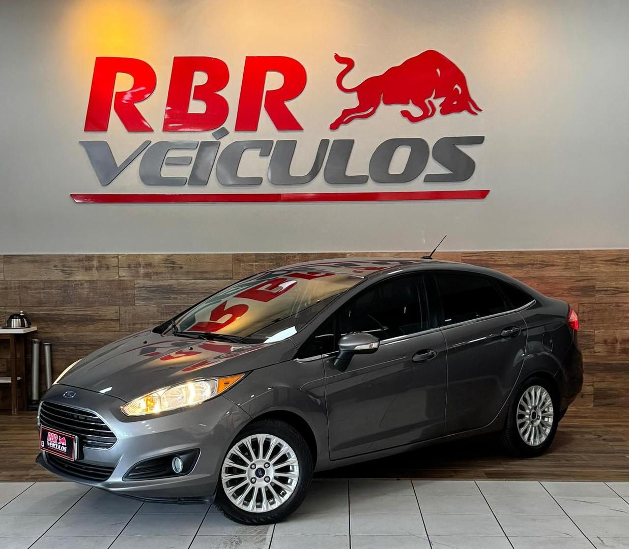 FORD Fiesta Sedan Titanium 1.6 16v PowerShift 2014 - miniatura 3