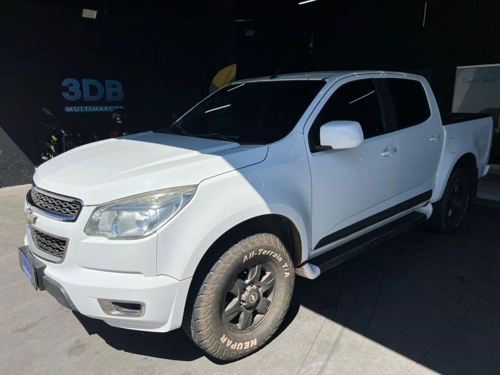Vista principal de CHEVROLET S10 LS 2.4 C.D. 2015