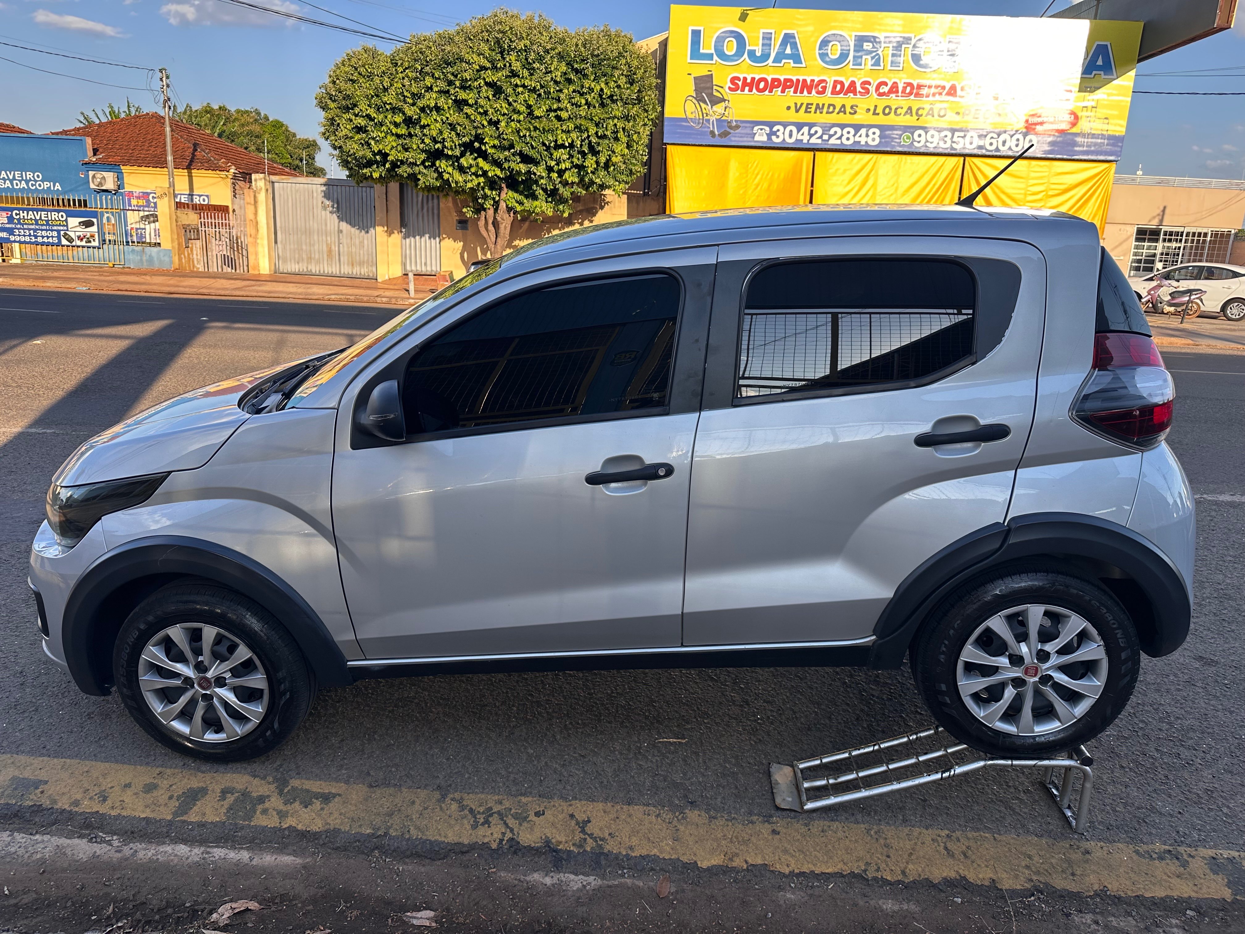 FIAT Mobi Like 1.0 2022 - miniatura 4