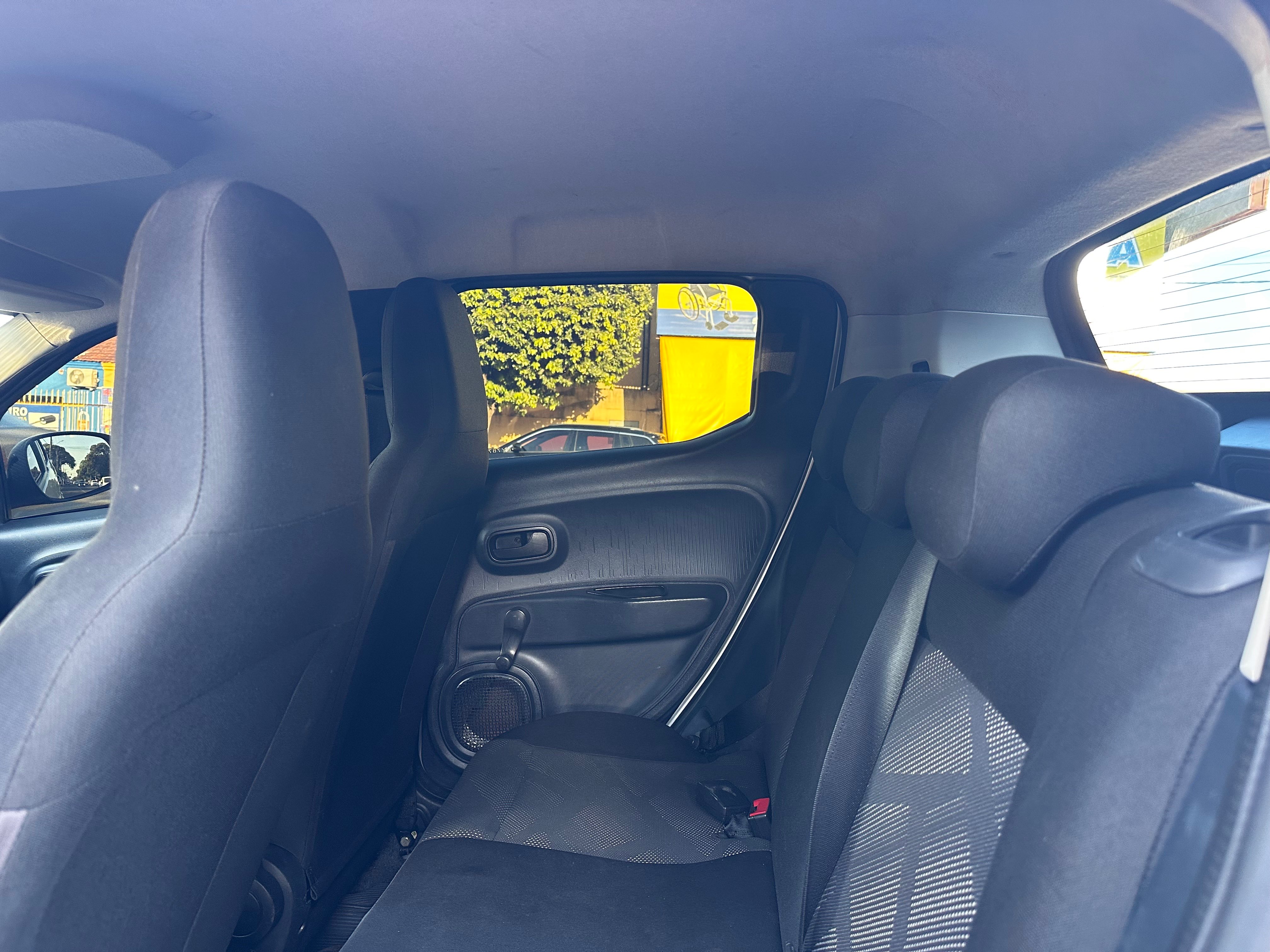 FIAT Mobi Like 1.0 2022 - miniatura 9