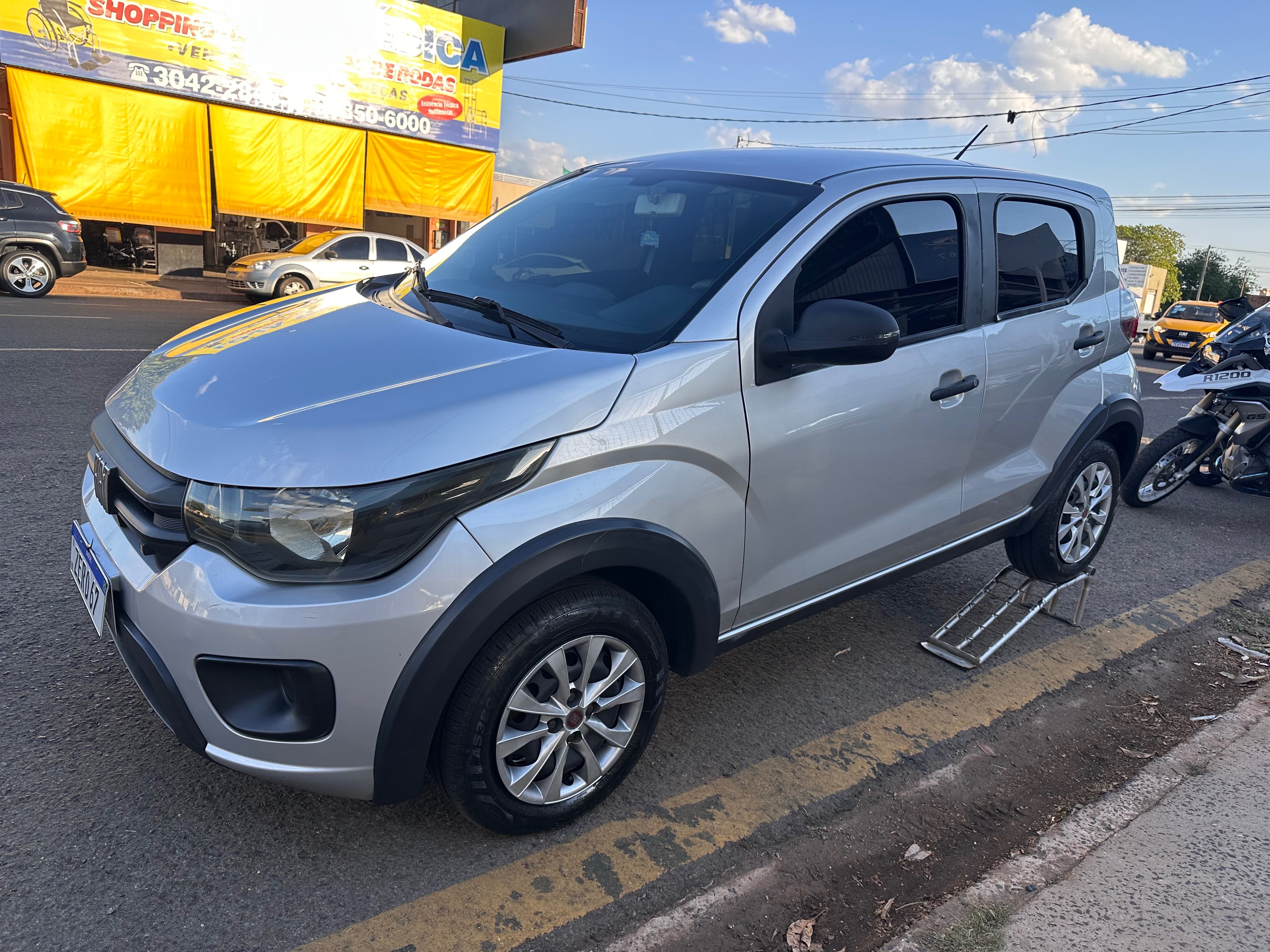 FIAT Mobi Like 1.0 2022 - miniatura 3