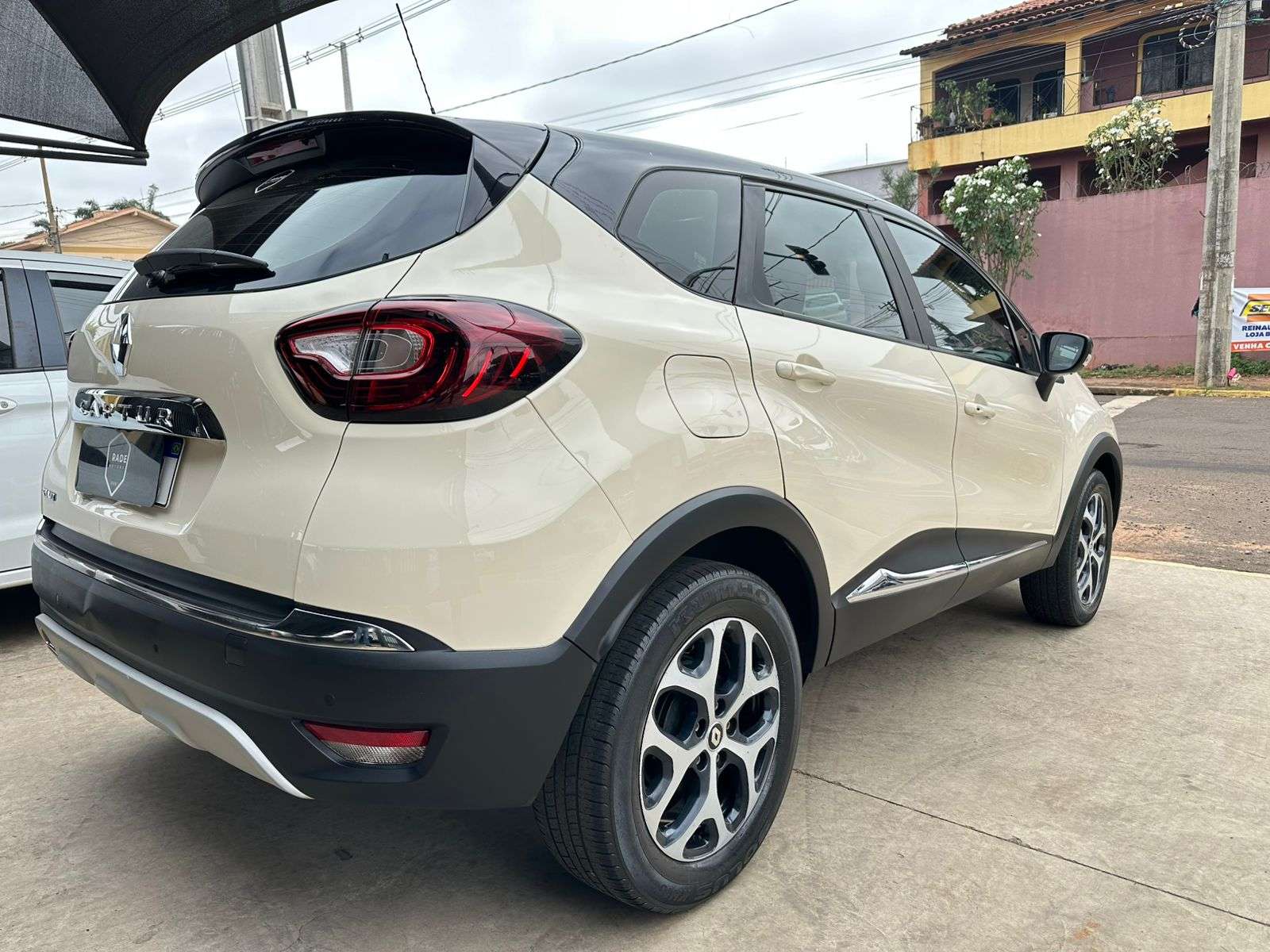 RENAULT Captur Intense 1.6 16v 2020 - miniatura 4