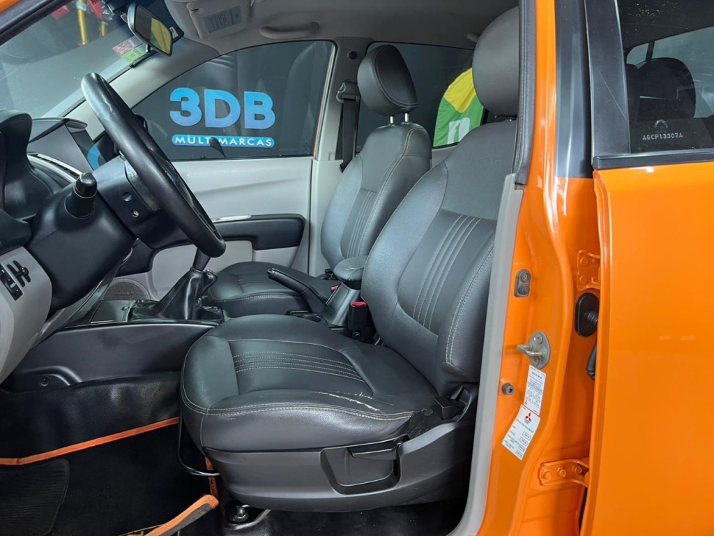 MITSUBISHI L200 Triton Savana Off 3.2TDi 16v 4X4 C.D. 2016 - miniatura 8