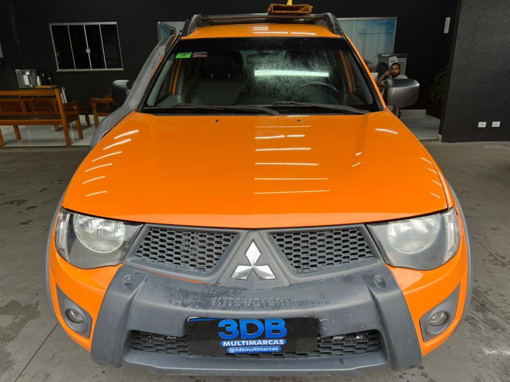 MITSUBISHI L200 Triton Savana Off 3.2TDi 16v 4X4 C.D. 2016 - miniatura 2