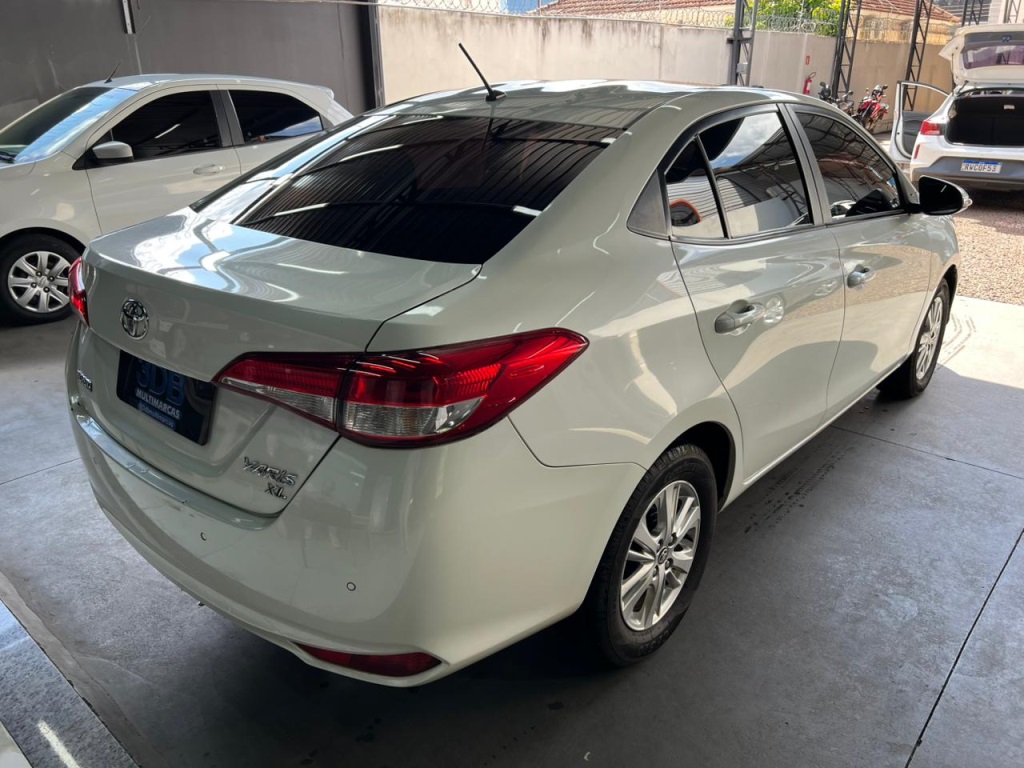 TOYOTA Yaris Sedan XL Plus Tech 1.5 16v 2019 - miniatura 4