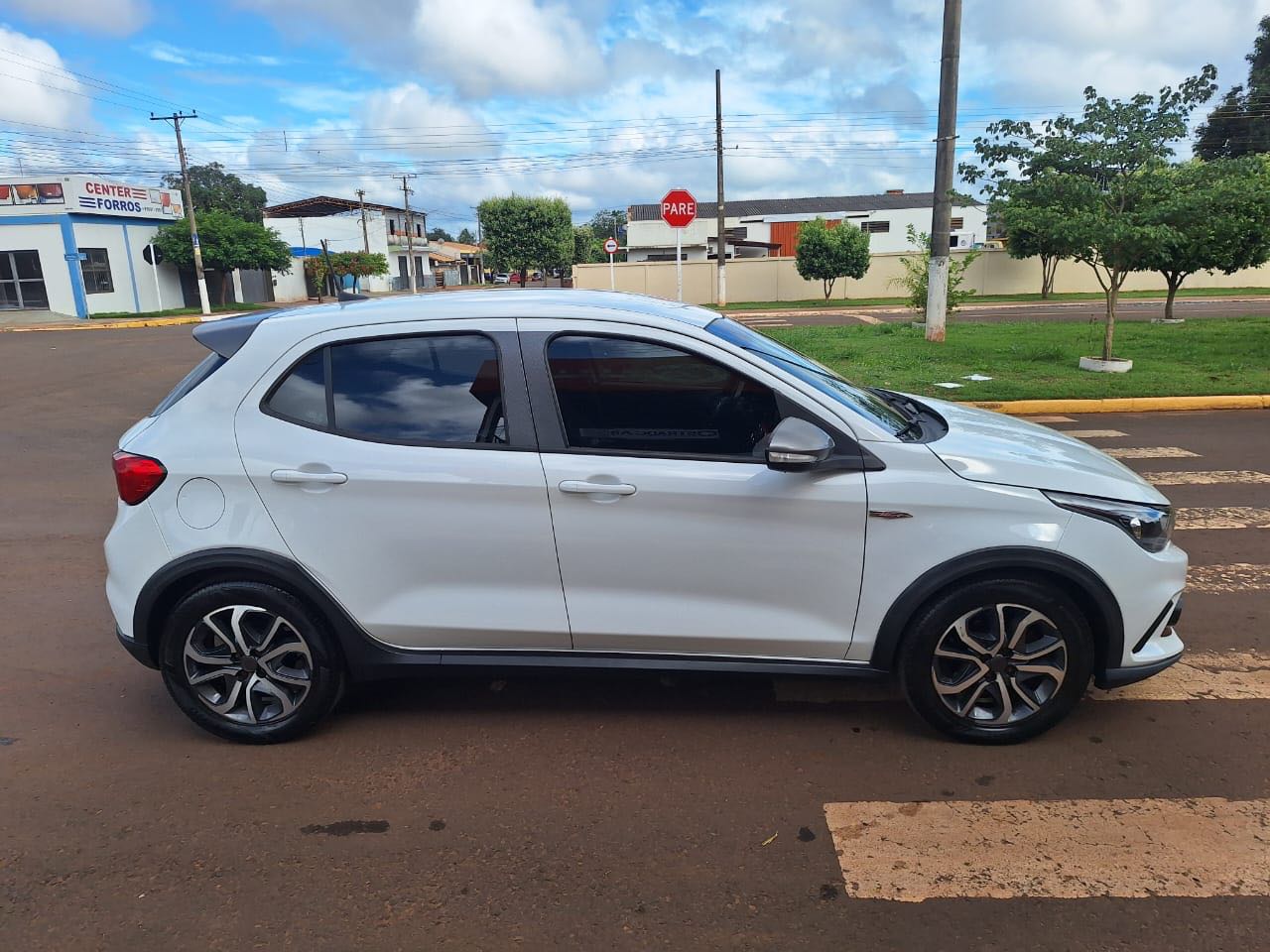 FIAT Argo HGT 1.8 16v 2018 - miniatura 3