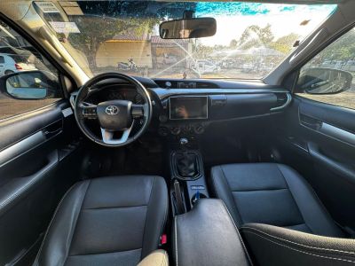 TOYOTA Hilux 2.8D 4X4 C.D. 2018 - miniatura 10